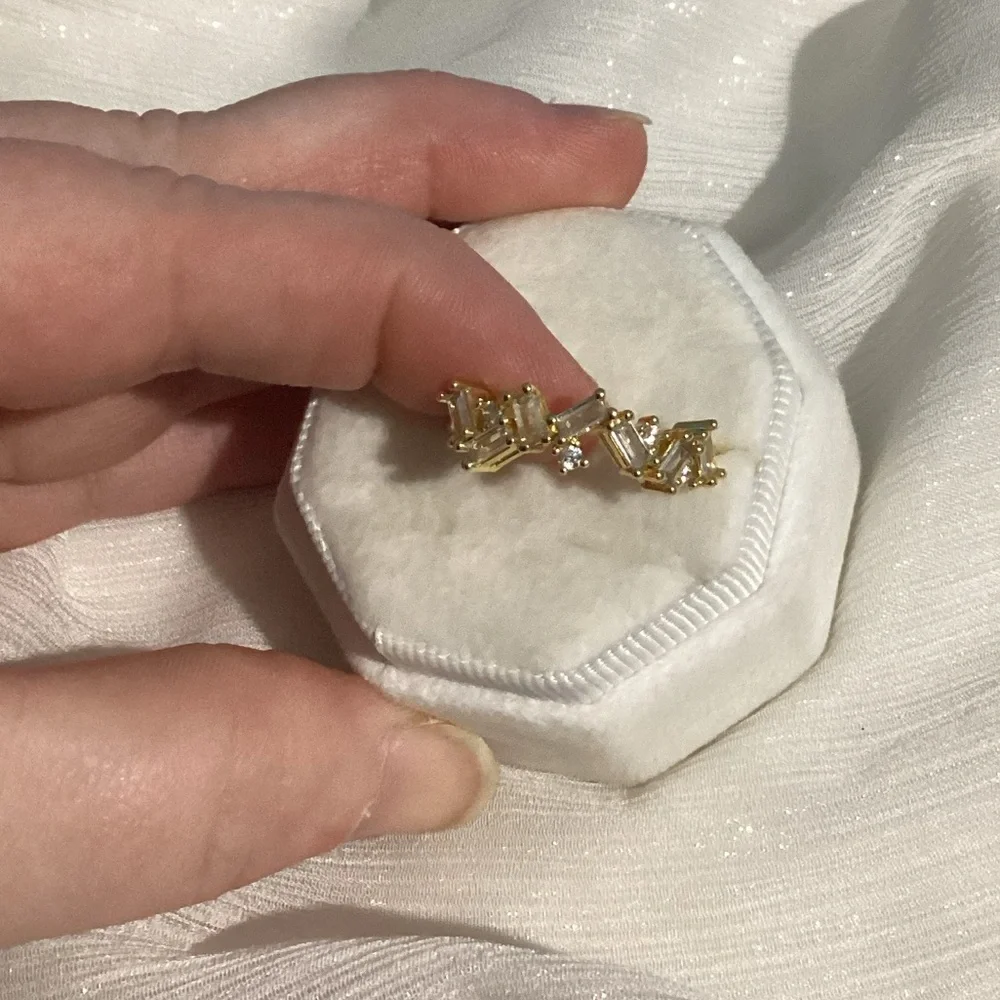 💍14k Gold Plated Baguette CZ Diamond Cluster Band